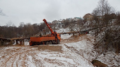 Смоленская «Квадра» направила 1,6 млн рублей на реконструкцию опор теплосети